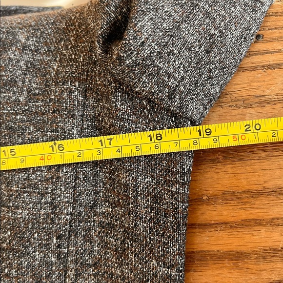 Ann Taylor Tweed Blazer, 10P - Picture 9 of 10